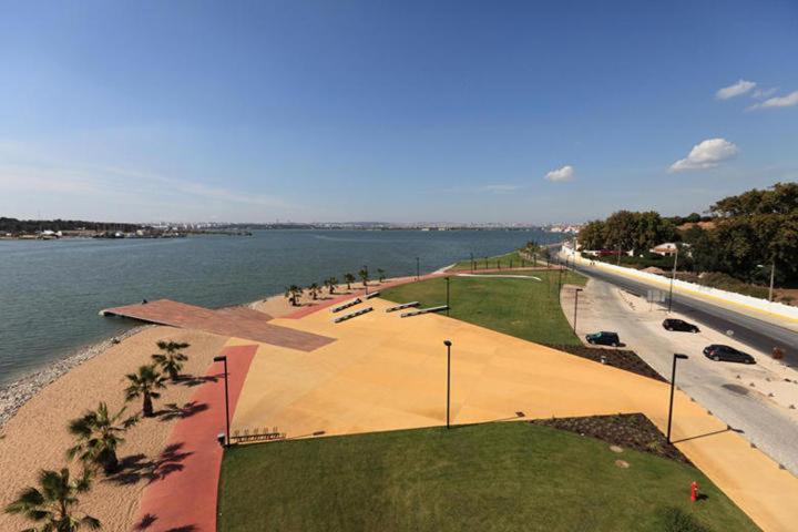 Apartamento Remodelado No Seixal Экстерьер фото